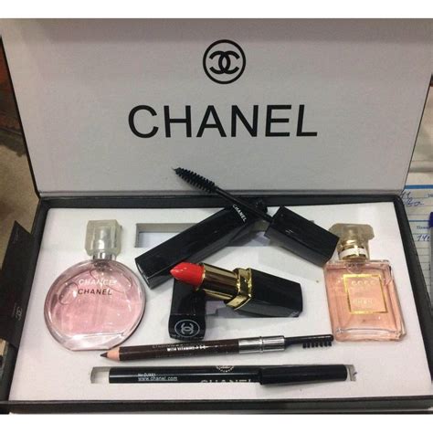 chanel perfume gift set.